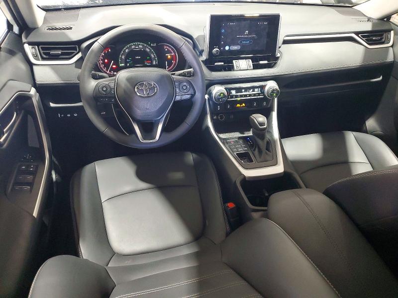 Photo 8 from auction – 2025 TOYOTA RAV4 with VIN 2T3A1RFV2SW607024