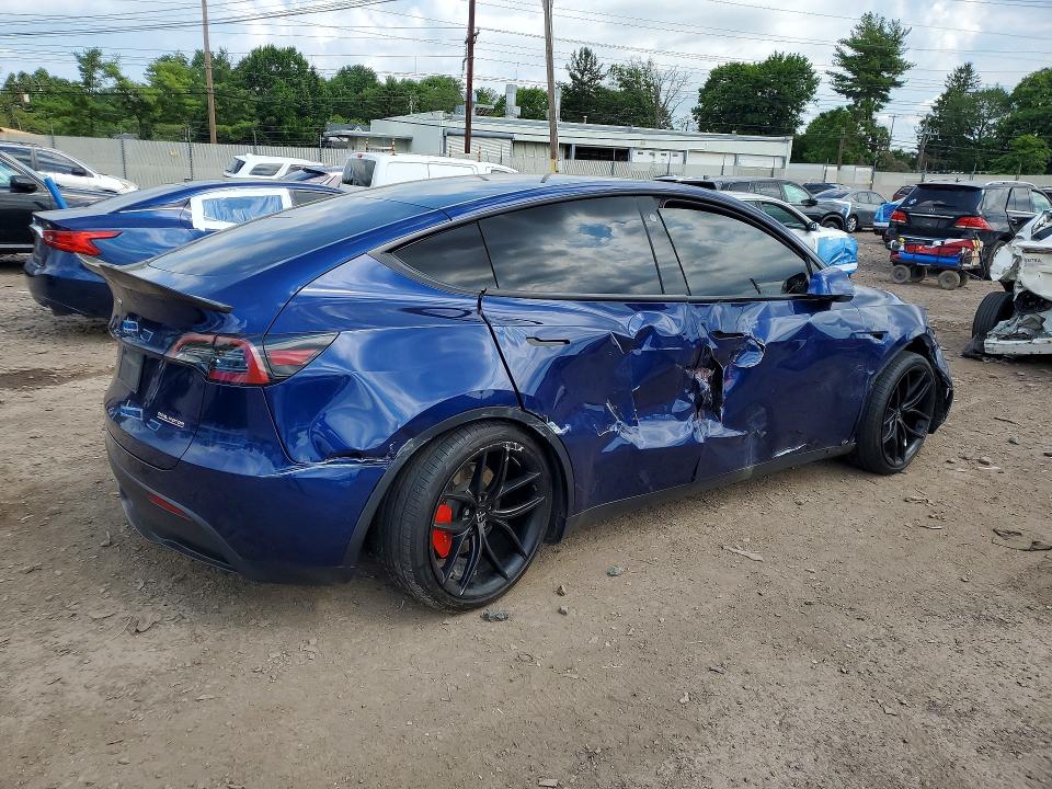 Photo 3 from auction – 2023 TESLA MODEL Y with VIN 7SAYGDEF0PF616332