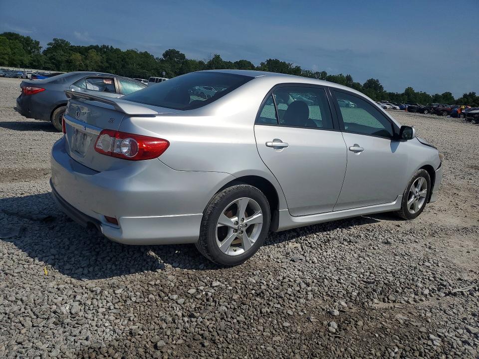 Photo 3 from auction – 2013 TOYOTA COROLLA with VIN 5YFBU4EE5DP147113