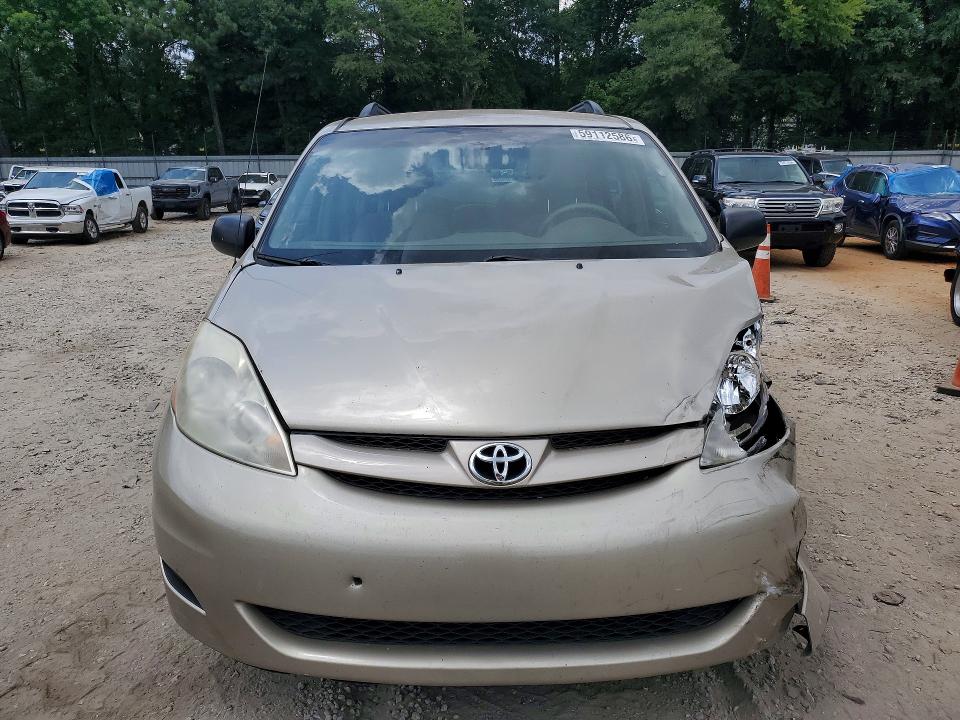 Photo 5 from auction – 2008 TOYOTA SIENNA with VIN 5TDZK23C38S221992