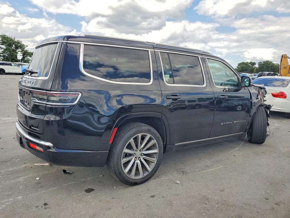 Photo 3 from auction – 2023 JEEP GRAND WAGONEER with VIN 1C4SJVFP7PS510612