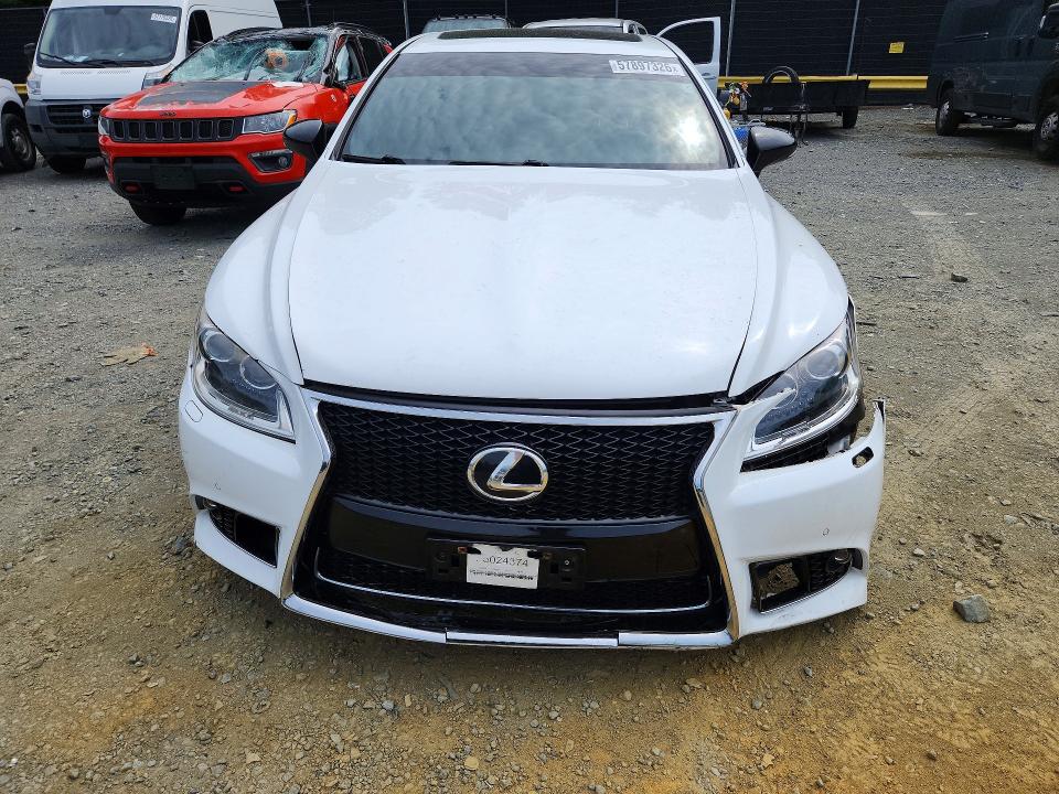 Photo 5 from auction – 2015 LEXUS LS with VIN JTHCL5EF4F5024374