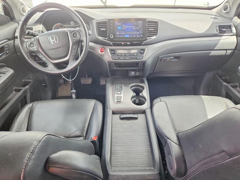 Photo 8 from auction – 2023 HONDA RIDGELINE with VIN 5FPYK3F56PB061941