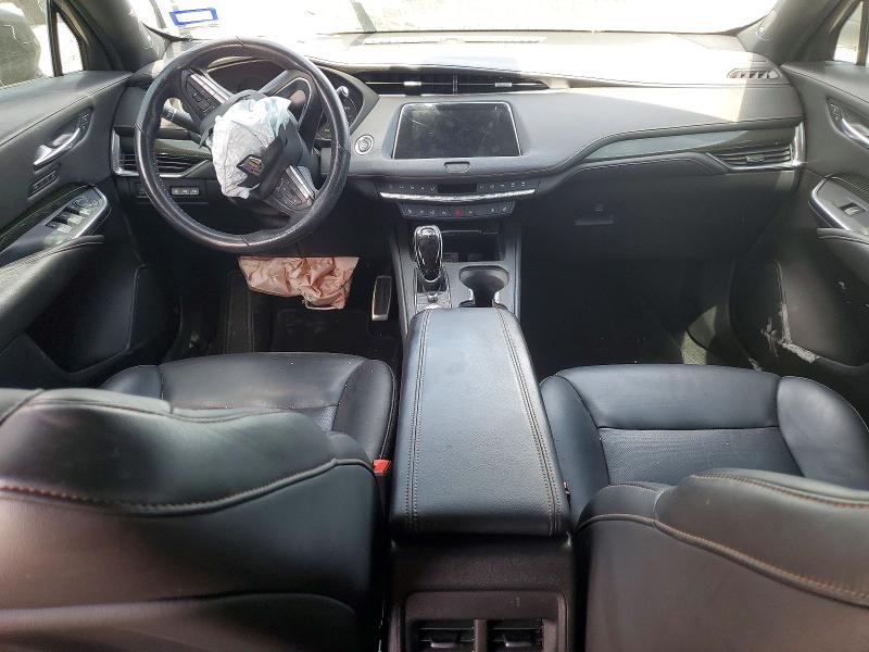 Photo 8 from auction – 2022 CADILLAC XT4 with VIN 1GYFZER40NF166648