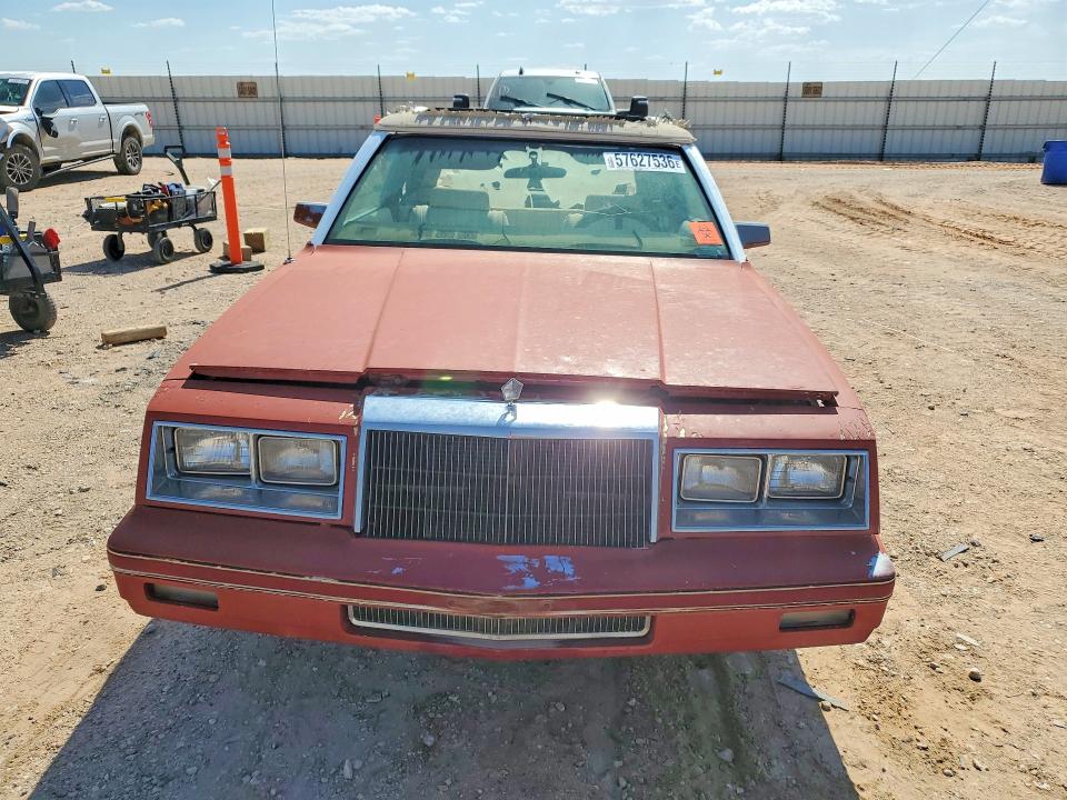 Photo 5 from auction – 1983 CHRYSLER LEBARON with VIN 1CSBC55C6DG155606