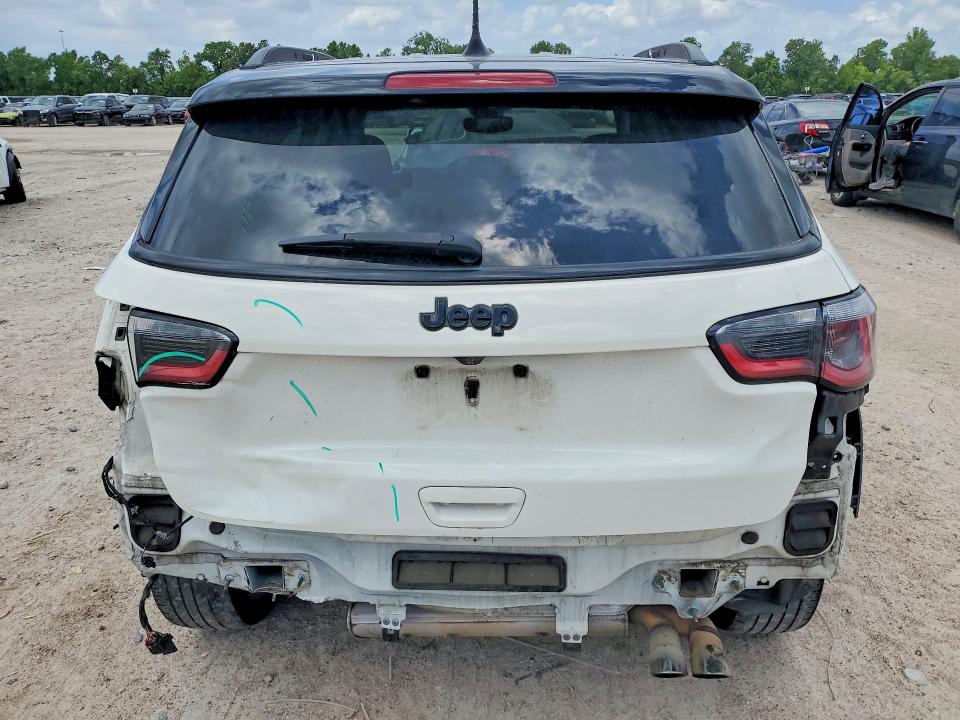 Photo 6 from auction – 2019 JEEP COMPASS with VIN 3C4NJCCB8KT667566