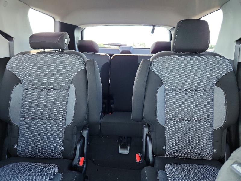 Photo 10 from auction – 2018 CHEVROLET TRAVERSE with VIN 1GNERGKW6JJ192078