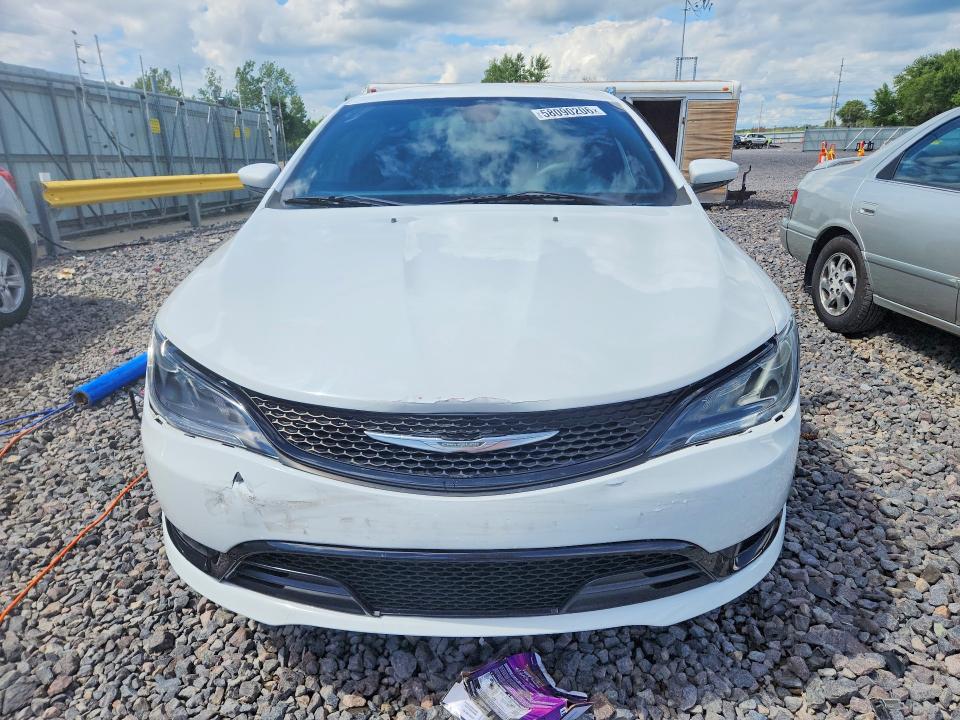 Photo 5 from auction – 2016 CHRYSLER 200 with VIN 1C3CCCBB3GN161805