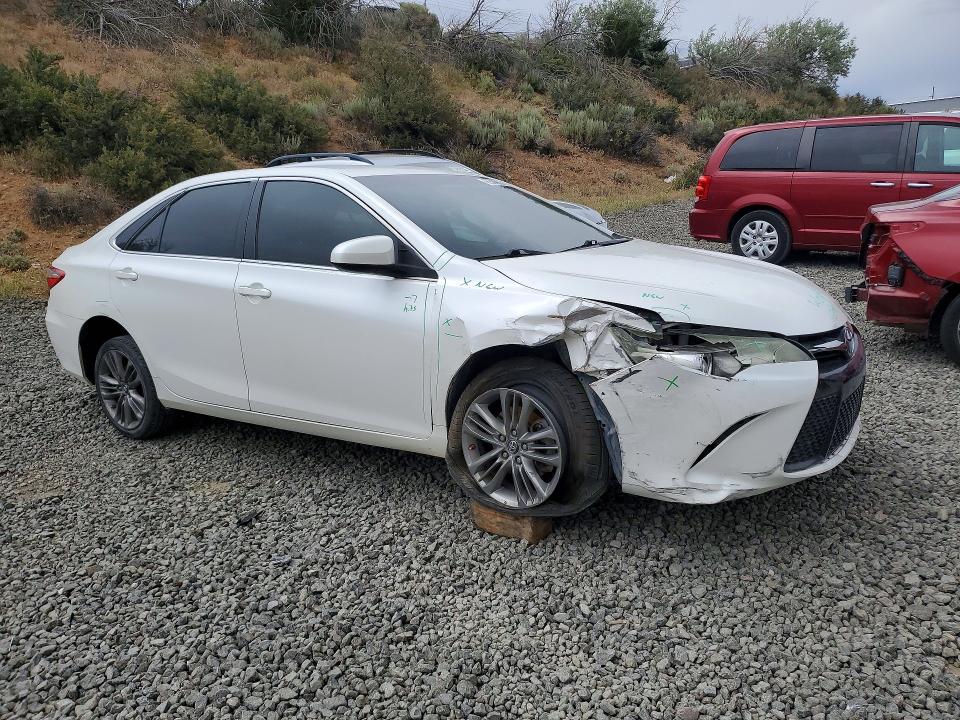 Photo 4 from auction – 2016 TOYOTA CAMRY with VIN 4T1BF1FK5GU247440