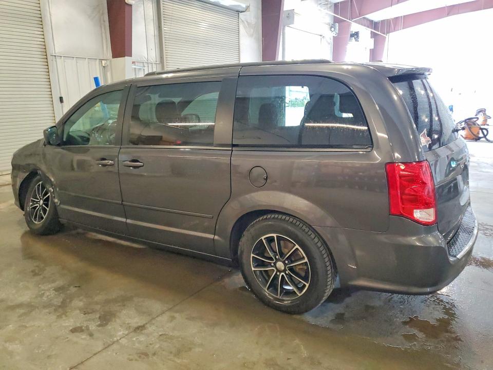 Photo 2 from auction – 2017 DODGE GRAND CARAVAN with VIN 2C4RDGEG7HR799531