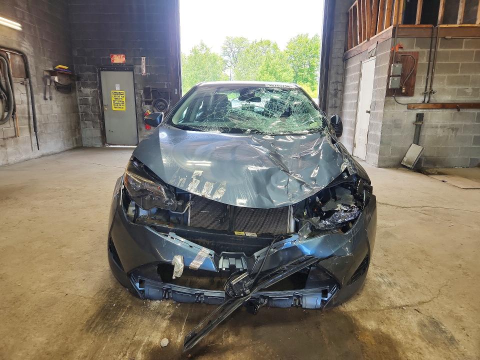 Photo 5 from auction – 2017 TOYOTA COROLLA with VIN 2T1BURHEXHC885679