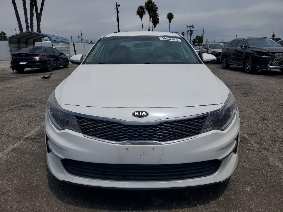 Photo 5 from auction – 2016 KIA OPTIMA with VIN KNAGT4L39G5103348