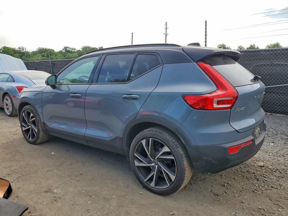 Photo 2 from auction – 2021 VOLVO XC40 with VIN YV4162UM6M2417061