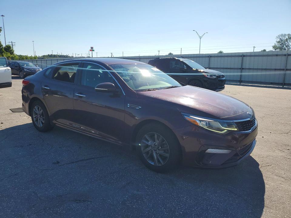 Photo 4 from auction – 2019 KIA OPTIMA with VIN 5XXGT4L36KG281287