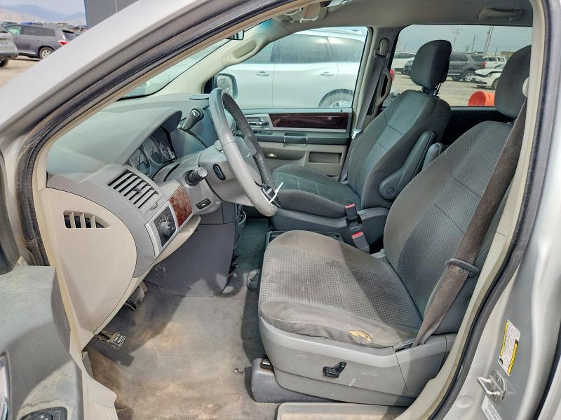 Снимка 7 от търг – 2010 CHRYSLER TOWN & COUNTRY с VIN 2A4RR5D12AR432152