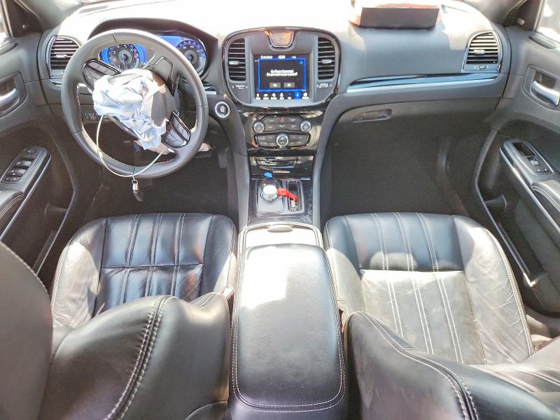 Photo 8 from auction – 2023 CHRYSLER 300 with VIN 2C3CCABG6PH633259