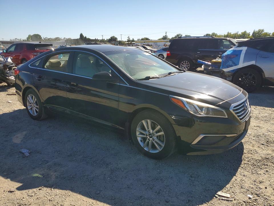 Photo 4 from auction – 2017 HYUNDAI SONATA with VIN 5NPE24AF3HH472797