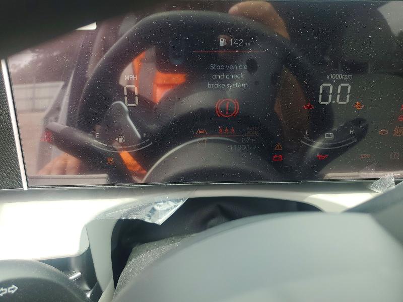 Photo 9 from auction – 2025 HYUNDAI TUCSON with VIN KM8JBDD12SU334630