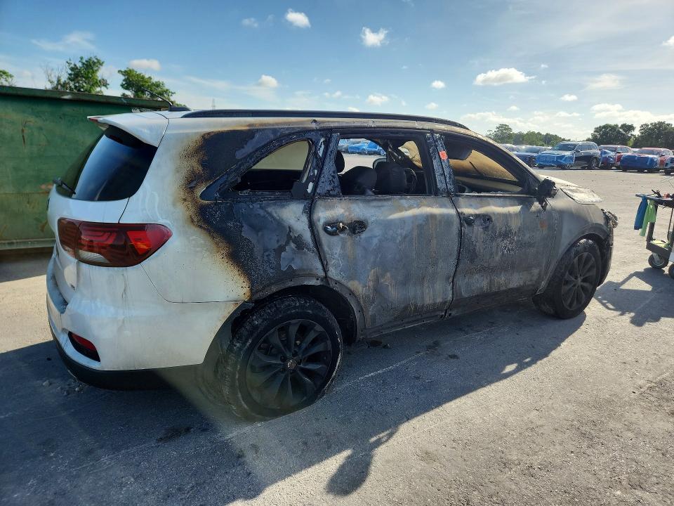 Photo 3 from auction – 2019 KIA SORENTO with VIN 5XYPG4A55KG594576