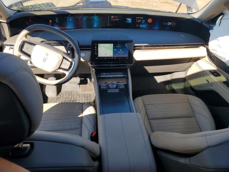 Photo 8 from auction – 2025 LINCOLN NAUTILUS with VIN 5LMPJ8K49SJ951815