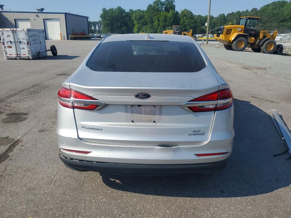 Photo 6 from auction – 2019 FORD FUSION with VIN 3FA6P0LU7KR167033