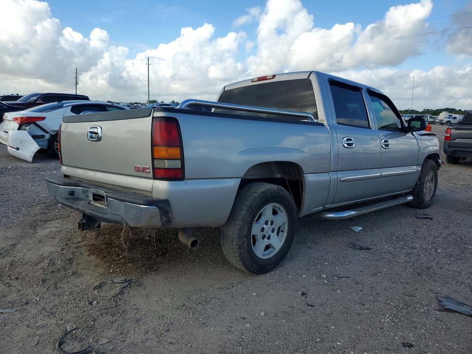 Photo 3 from auction – 2006 GMC NEW SIERRA with VIN 2GTEC13T661100514