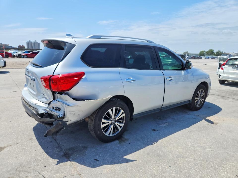 Photo 3 from auction – 2019 NISSAN PATHFINDER with VIN 5N1DR2MN8KC643413