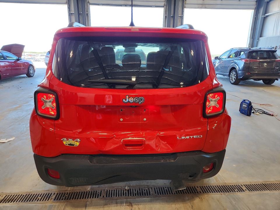Photo 6 from auction – 2020 JEEP RENEGADE with VIN ZACNJBD13LPM02253