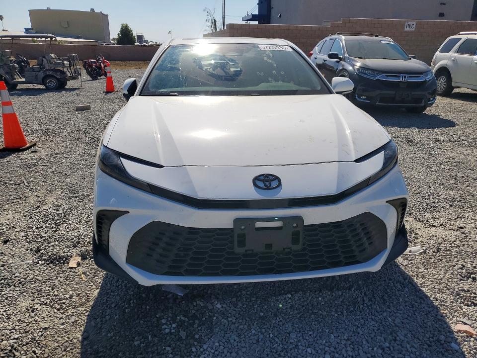 Photo 5 from auction – 2026 TOYOTA CAMRY with VIN 4T1DAACK5TU254569