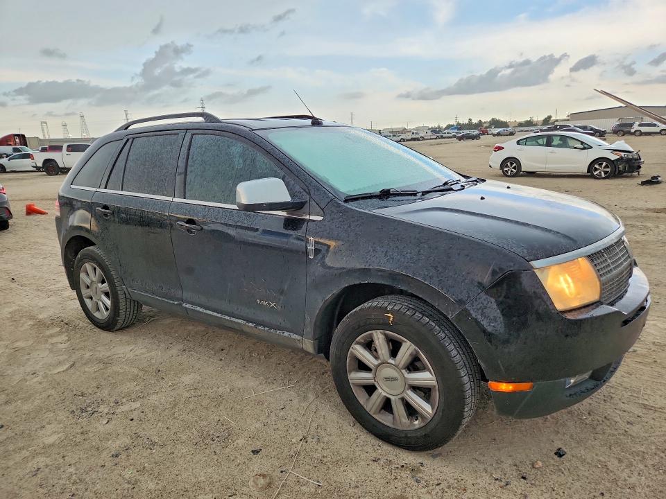 Photo 4 from auction – 2008 LINCOLN MKX with VIN 2LMDU68CX8BJ40820