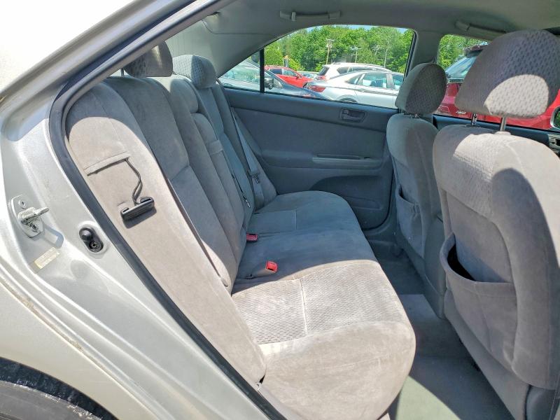 Photo 10 from auction – 2004 TOYOTA CAMRY with VIN 4T1BE32K14U276742