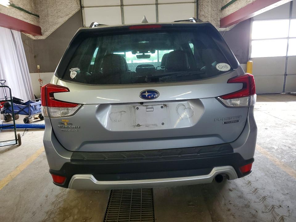 Photo 6 from auction – 2020 SUBARU FORESTER with VIN JF2SKAXC4LH451657