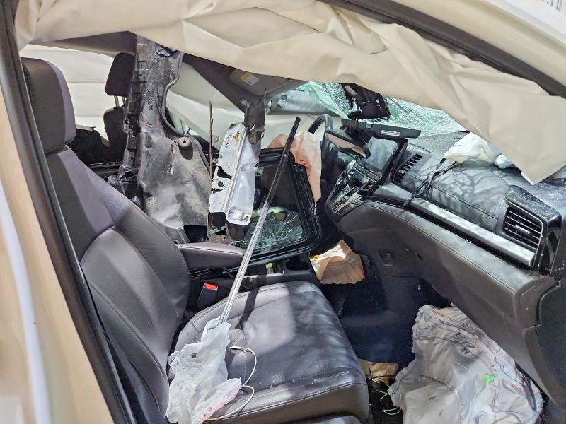 Photo 7 from auction – 2019 HONDA ODYSSEY with VIN 5FNRL6H92KB021702