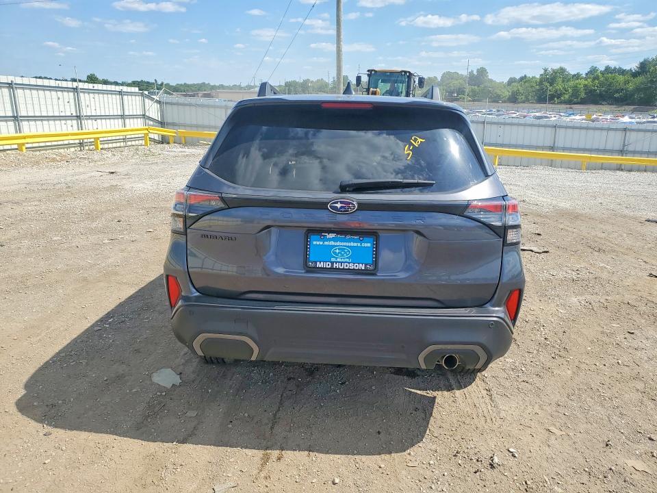 Photo 6 from auction – 2025 SUBARU FORESTER with VIN JF2SLDRC1SH447141