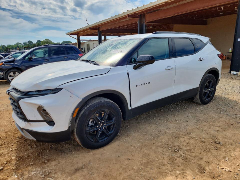 CHEVROLET BLAZER 2024 with VIN 3GNKBCR42RS216004 - Photo from auction
