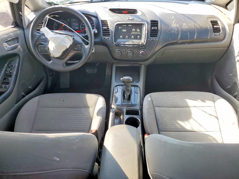 Photo 8 from auction – 2018 KIA FORTE with VIN 3KPFL4A70JE261724