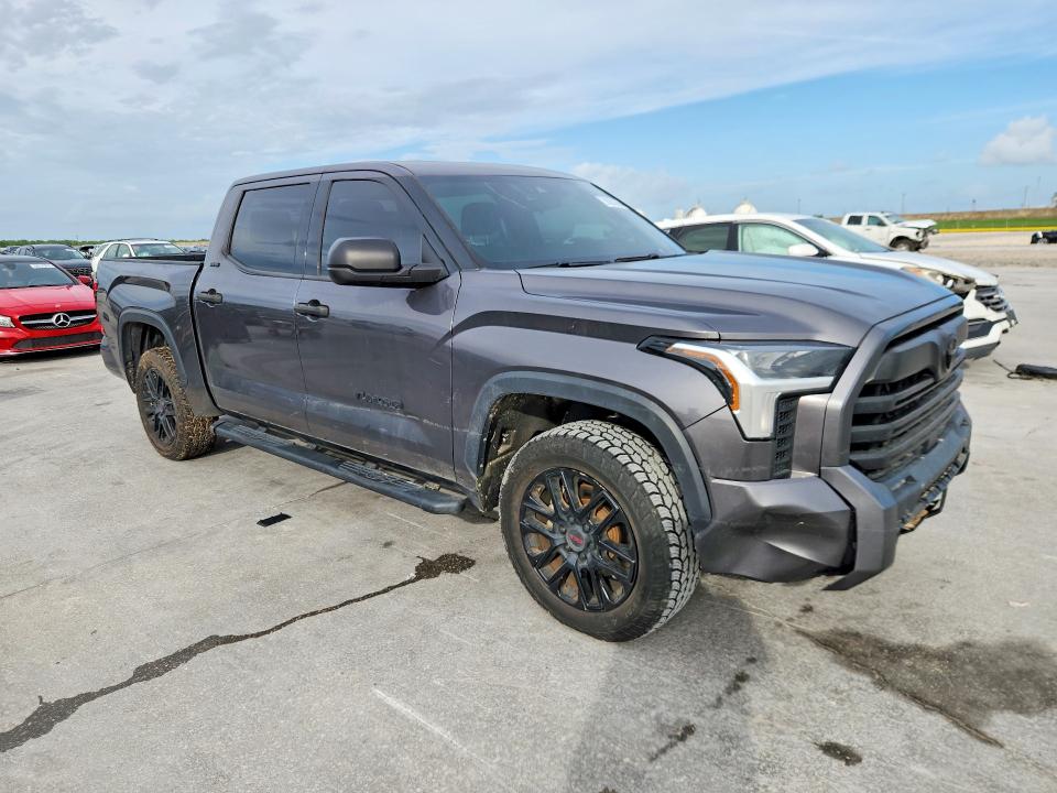 Photo 4 from auction – 2023 TOYOTA TUNDRA with VIN 5TFLA5DB1PX090098