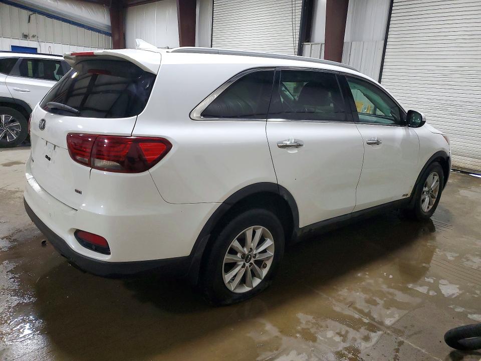 Photo 3 from auction – 2019 KIA SORENTO with VIN 5XYPGDA30KG523056