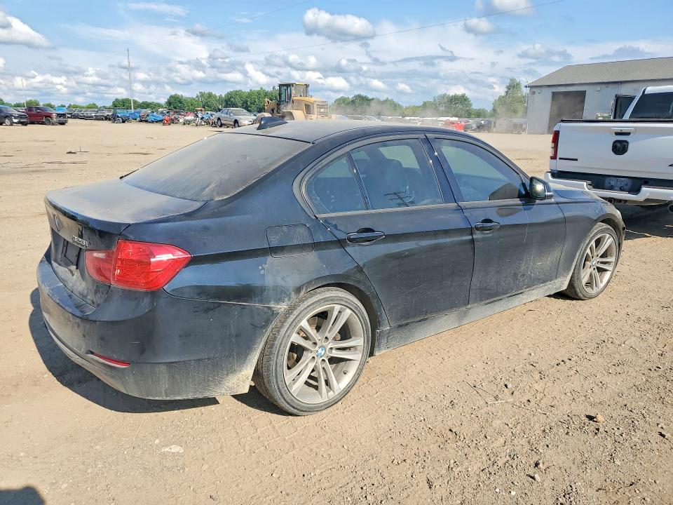 Photo 3 from auction – 2014 BMW 328 with VIN WBA3A5G59ENN66237