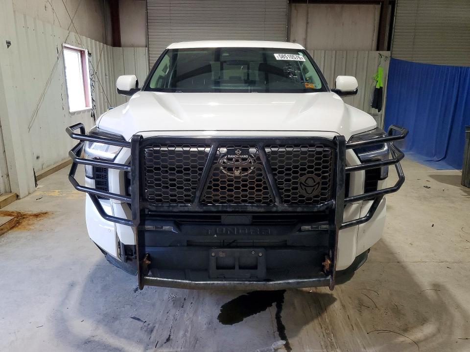 Photo 5 from auction – 2023 TOYOTA TUNDRA with VIN 5TFLA5DA6PX084496