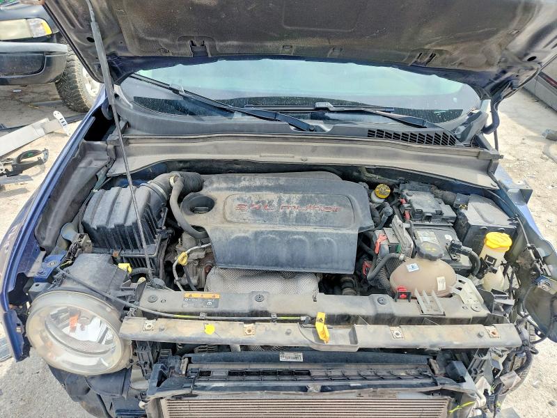 Photo 12 from auction – 2017 JEEP RENEGADE with VIN ZACCJBBB6HPF08290