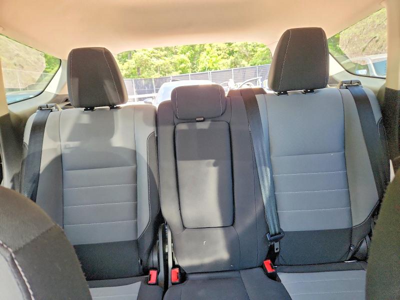 Photo 10 from auction – 2016 FORD ESCAPE with VIN 1FMCU0G75GUA89597