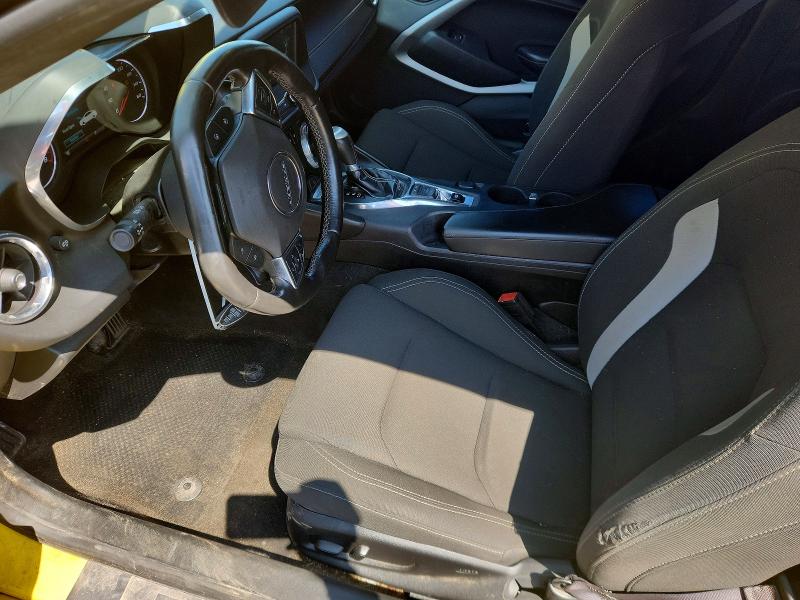 Photo 7 from auction – 2017 CHEVROLET CAMARO with VIN 1G1FB3DS0H0153841