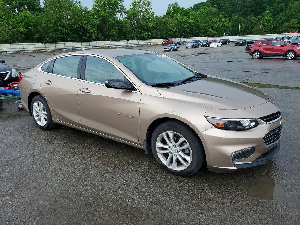 Photo 4 from auction – 2018 CHEVROLET MALIBU with VIN 1G1ZD5ST2JF254462