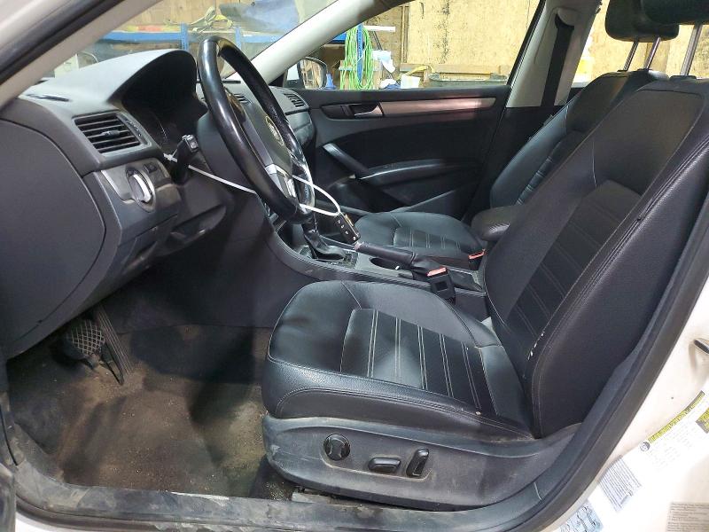 Photo 7 from auction – 2015 VOLKSWAGEN PASSAT with VIN 1VWBS7A35FC042124