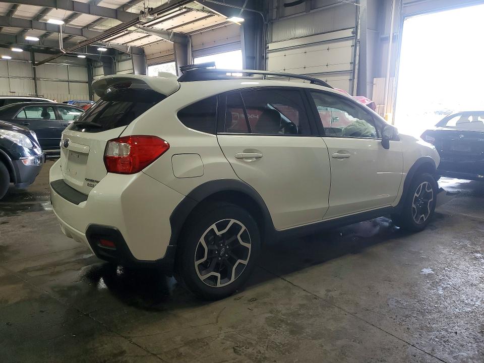 Photo 3 from auction – 2016 SUBARU CROSSTREK with VIN JF2GPALC1GH264752