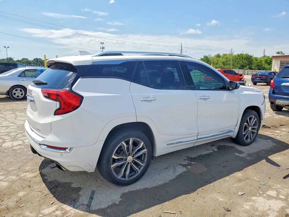 Photo 3 from auction – 2018 GMC TERRAIN with VIN 3GKALXEX1JL237244