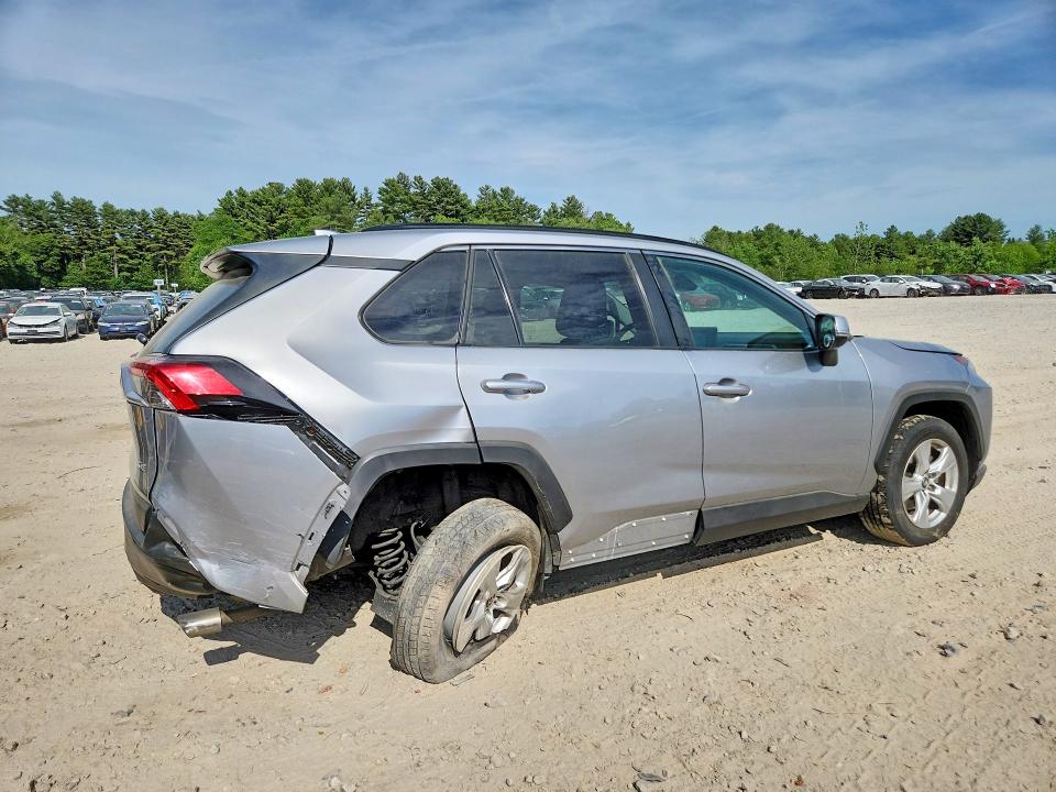 Photo 3 from auction – 2020 TOYOTA RAV4 with VIN 2T3P1RFV8LC094021