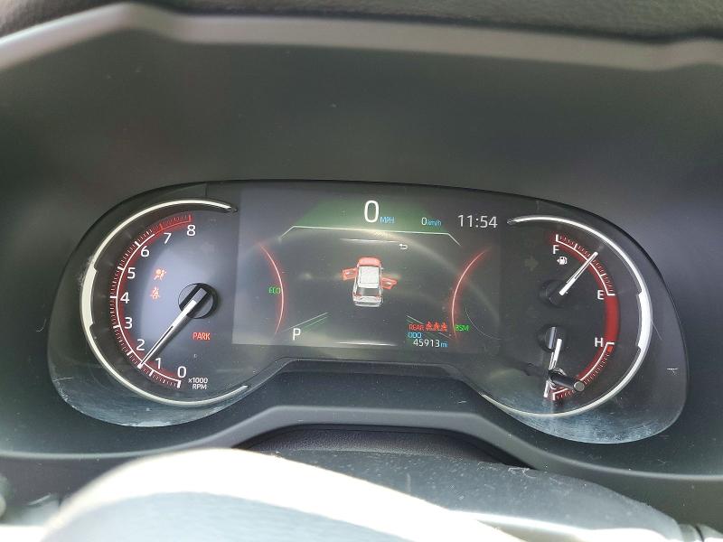 Photo 9 from auction – 2022 TOYOTA RAV4 with VIN JTMN1RFV2ND085403