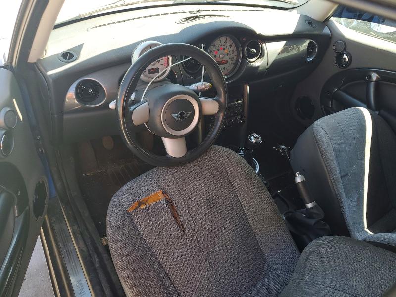 Photo 8 from auction – 2006 MINI COOPER with VIN WMWRC33596TK73207
